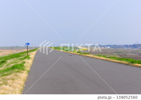 茨城県古河市渡良瀬川サイクリングロード沿線2026年3月 139052560