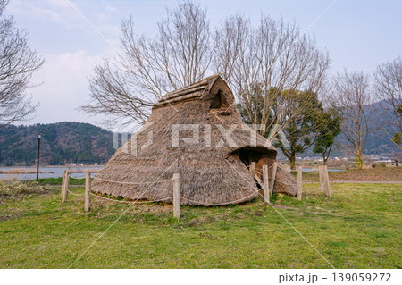 竪穴式住居 139059272