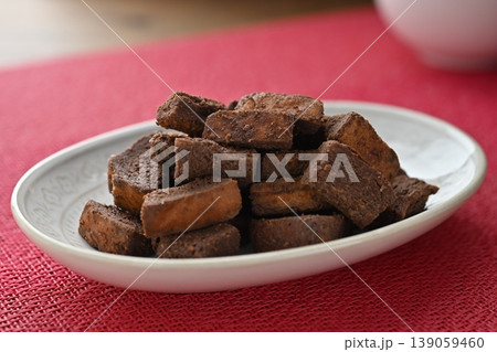 ちょいパクラスク チョコ味 ちょいパクラスク チョコ味 139059460