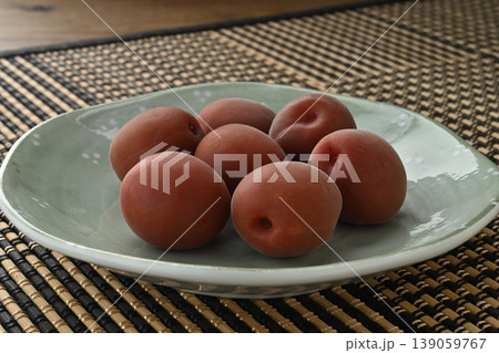 カリカリ梅 139059767