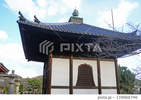 尾道西国寺英霊殿 139060746