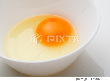赤たまご　　スタジオ撮影 139061000