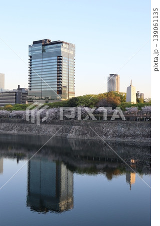 大阪城公園 大阪城 内堀 外堀 大阪市中央区 大阪城公園駅 西の丸庭園 森ノ宮駅 谷町四丁目駅 大阪城公園 大阪城 内堀 外堀 大阪市中央区 大阪城公園駅 西の丸庭園 森ノ宮駅 谷町四丁目駅 139061135