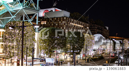 世田谷区二子玉川駅前の綺麗なイルミネーション 世田谷区二子玉川駅前の綺麗なイルミネーション 139061883
