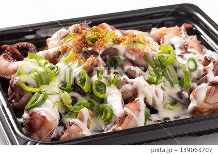 イカ下足 マヨネーズ 七味焼き イカ下足 マヨネーズ 七味焼き 139063707