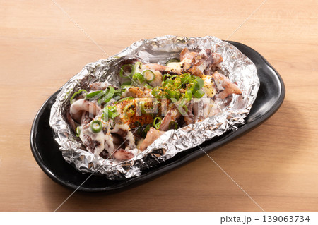 イカ下足　マヨネーズ　七味焼き 139063734