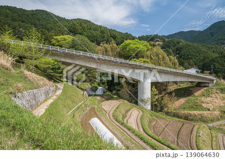 明日香村上(かむら)地区に架かる橋 きつわき橋 奈良県 明日香村上(かむら)地区に架かる橋 きつわき橋 奈良県 139064630