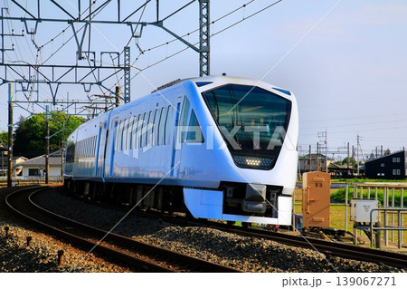 美しく輝く白磁の超豪華特急は日光・鬼怒川へ… 東武鉄道・新特急『スペーシアX』N100系 139067271