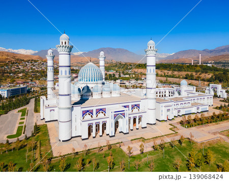 Central Cathedral Mosque of Dushanbe city aerial view 139068424