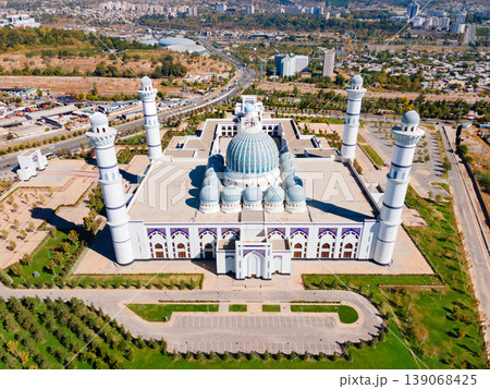 Central Cathedral Mosque of Dushanbe city aerial view 139068425