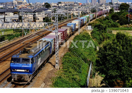 2007年 東海道線を走るEF200-9コンテナ貨物列車 2007年 東海道線を走るEF200-9コンテナ貨物列車 139071043