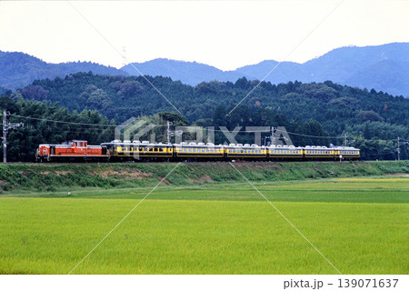 2007年 草津線を走るDD511109サロンカーなにわ 2007年 草津線を走るDD511109サロンカーなにわ 139071637