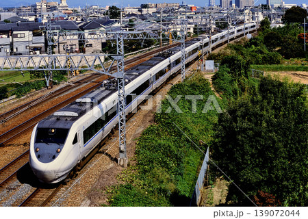 2007年　東海道線を走る681系特急サンダーバード12両 139072044