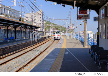 神戸市垂水区の山陽電鉄、山陽滝の茶屋駅のホーム 神戸市垂水区の山陽電鉄、山陽滝の茶屋駅のホーム 139072225