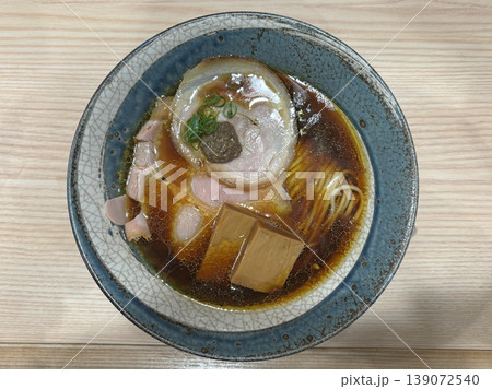 人気ラーメン店のこだわりの一杯 人気ラーメン店のこだわりの一杯 139072540