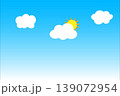 青空に白い雲と黄色の太陽のイラスト 139072954