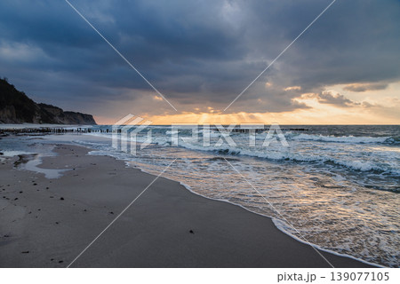 Donskoye beach at sunset of Baltic Sea. Kaliningrad region, Russia Donskoye beach at sunset of Baltic Sea. Kaliningrad region, Russia 139077105