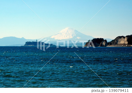 小坪飯島公園より望む富士山、江ノ島、稲村ケ崎 小坪飯島公園より望む富士山、江ノ島、稲村ケ崎 139079411
