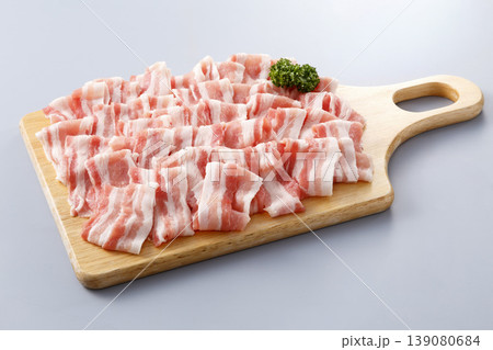 豚バラ肉切り落とし 豚バラ肉切り落とし 139080684