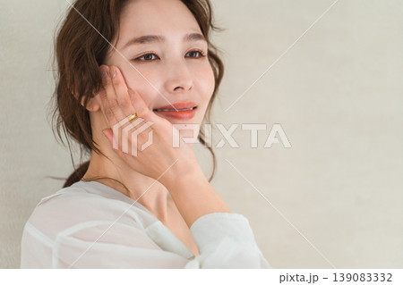 美容,スキンケア,美肌,メイクアップイメージの女性 139083332