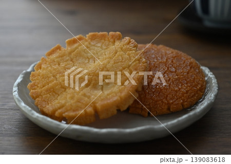 歌舞伎揚 瑞夢しょうゆ味 瑞夢えび味 歌舞伎揚 瑞夢しょうゆ味 瑞夢えび味 139083618