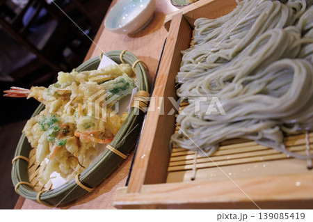 新潟名物のつるしこの美味しいへぎそば 新潟名物のつるしこの美味しいへぎそば 139085419