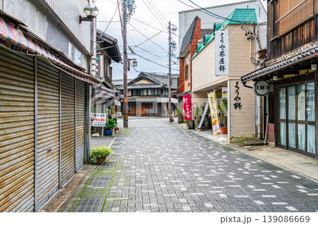 【三重県】レトロな雰囲気が素敵な伊勢市の二見浦 139086669