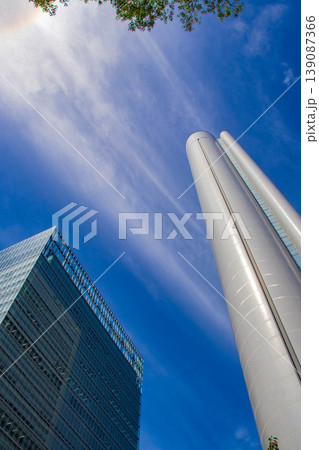 【大阪風景】大阪駅南側周辺の空とビル群 139087366