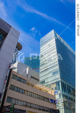 【大阪風景】大阪駅南側周辺の空とビル群 【大阪風景】大阪駅南側周辺の空とビル群 139087370