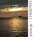 大槌島と瀬戸内海の夕景（縦） 139087955
