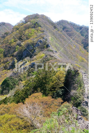 春の山 春の山 139092452