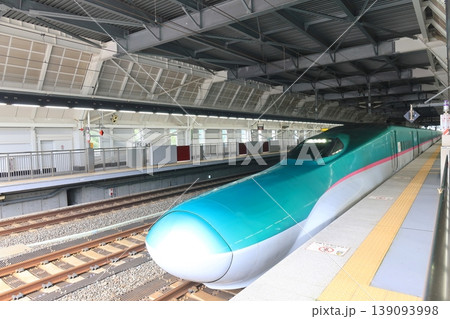 JR北海道北海道新幹線の奥津軽いまべつ駅の風景 JR北海道北海道新幹線の奥津軽いまべつ駅の風景 139093998