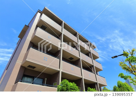 マンション・アパート・集合住宅・住宅のイメージ マンション・アパート・集合住宅・住宅のイメージ 139095357