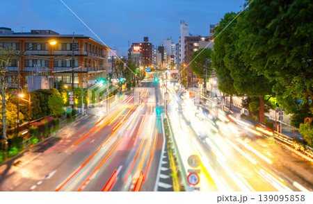 東京幹線道路・環七通り 夜景 東京幹線道路・環七通り 夜景 139095858