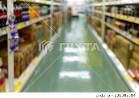 ドラッグストア店内のアウトフォーカス背景素材 ドラッグストア店内のアウトフォーカス背景素材 139098304