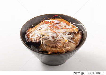 （国産豚ばら肉）チャーシュー丼 139100850