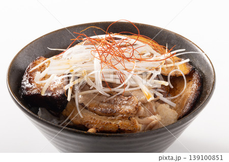 (国産豚ばら肉)チャーシュー丼 (国産豚ばら肉)チャーシュー丼 139100851