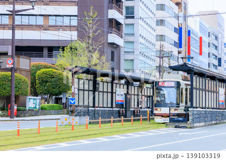 春の熊本市電 路面電車 熊本県熊本市 春の熊本市電 路面電車 熊本県熊本市 139103319