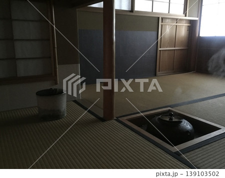 夏の日本家屋廊下 夏の日本家屋廊下 139103502