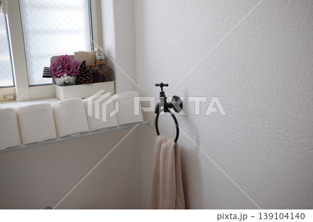 お洒落なトイレ空間 139104140