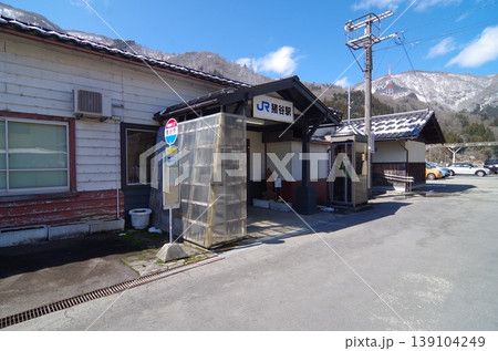 高山線の猪谷駅 高山線の猪谷駅 139104249