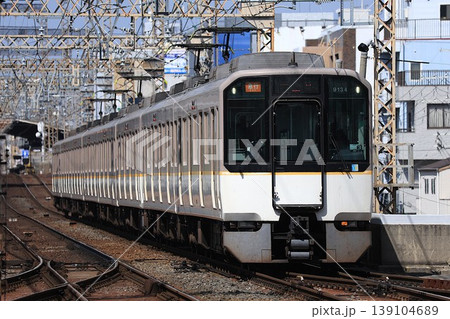 【近鉄】9020系＋9820系 急行（奈良線：八戸ノ里駅） 139104689