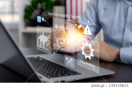 Real Time Analytics System and Streaming Data Processing Concept 139110621