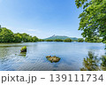 北海道　夏の大沼国定公園　大沼越しに見る北海道駒ヶ岳 139111734
