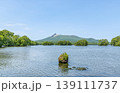 北海道　夏の大沼国定公園　大沼越しに見る北海道駒ヶ岳 139111737