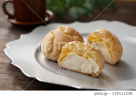 ご褒美シュークリーム 139112396
