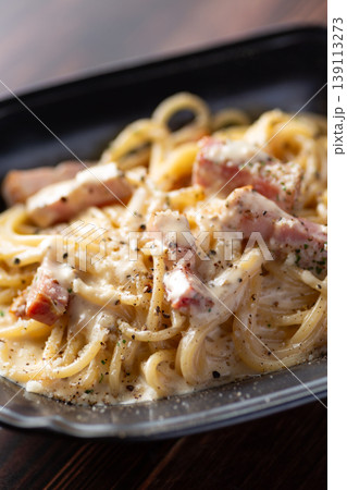 ベーコンのカルボナーラパスタ ベーコンのカルボナーラパスタ 139113273