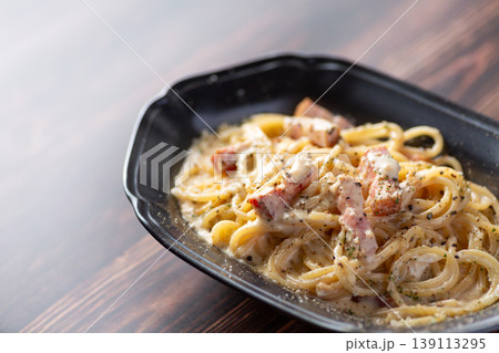 ベーコンのカルボナーラパスタ ベーコンのカルボナーラパスタ 139113295