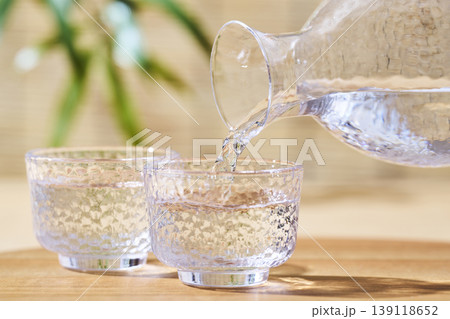 夏の日本酒イメージ　冷酒 139118652