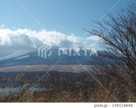 2月中旬の金時山・明神ヶ岳(神奈川県箱根町・南足柄市、静岡県小山町) 2月中旬の金時山・明神ヶ岳(神奈川県箱根町・南足柄市、静岡県小山町) 139119648